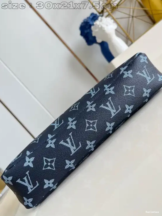 Fake Louis Bags LOUIS SOUPLE-30*21*7.5CM VUITTON VOYAGE POCHETTE 0606